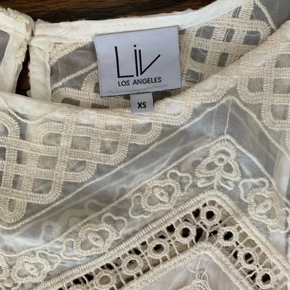 Artsy Boho Soft-Feminine Festival-Casual Ivory Lace Overlay Cropped Tank Size XS - Picture 2 of 5